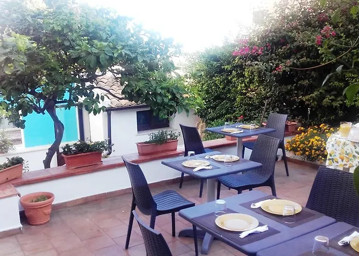 住宿加早餐酒店 Cafisu 3*